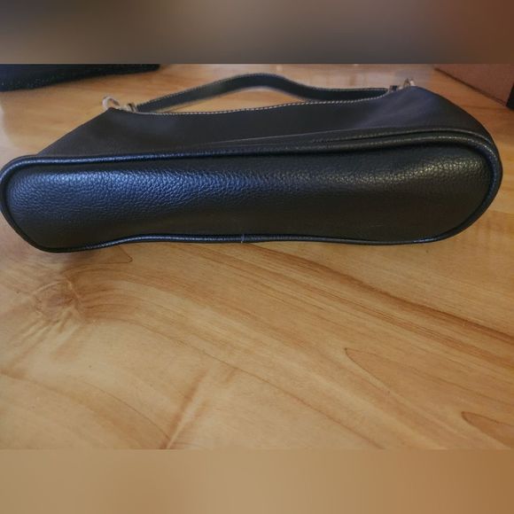 Small Black Purse - Picture 2 of 4